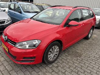 Coche accidentado Volkswagen Golf 1.2 TSI  Variant Business Edition 2015/11