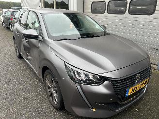 Peugeot 208 1.2 PureTech  Automaat   ( gewrapt ) picture 2