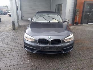 rozbiórka samochody osobowe BMW 1-serie 2018 BMW 118i 2018/5