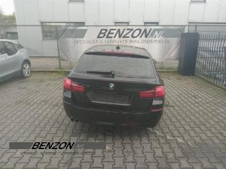krockskadad bil auto BMW 5-serie  2015/7