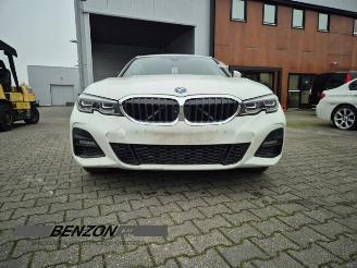 Salvage car BMW 3-serie 3 serie (G20), Sedan, 2018 330e 2.0 TwinPower Turbo 16V 2021/12