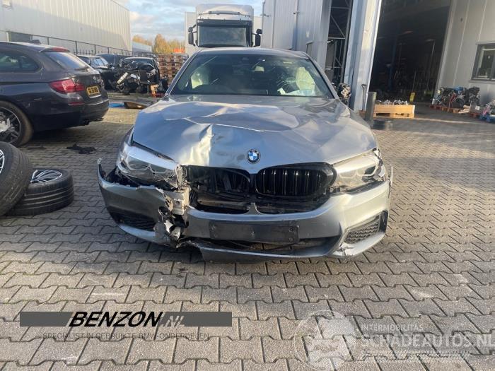 BMW 5-serie 5 serie (G30), Sedan, 2016 530d xDrive 3.0 TwinPower Turbo 24V