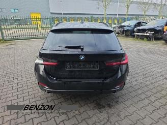 BMW 3-serie 3 serie Touring (G21), Combi, 2019 318d 2.0 TwinPower Turbo 16V Mild Hybrid picture 3