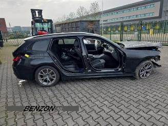 BMW 3-serie 3 serie Touring (G21), Combi, 2019 318d 2.0 TwinPower Turbo 16V Mild Hybrid picture 4