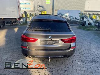 BMW 5-serie 5 serie Touring (G31), Combi, 2017 530i 2.0 TwinPower Turbo 16V picture 2