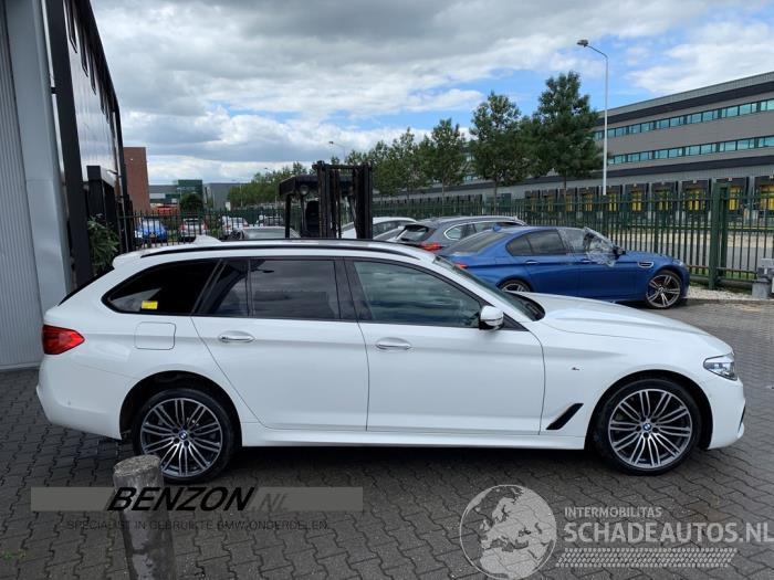 BMW 5-serie 5 serie Touring (G31), Combi, 2017 520d 2.0 TwinPower Turbo 16V Van