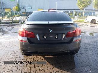 BMW 5-serie 5 serie (F10), Sedan, 2009 / 2016 550i V8 32V TwinPower Turbo picture 3