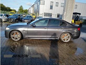 BMW 5-serie 5 serie (F10), Sedan, 2009 / 2016 550i V8 32V TwinPower Turbo picture 4