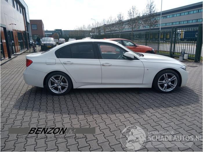 BMW 3-serie 3 serie (F30), Sedan, 2011 / 2018 318d 2.0 16V