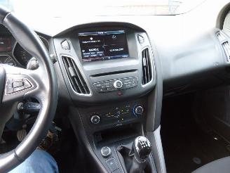 Ford Focus 1.0 Trend Navi Cruise picture 22