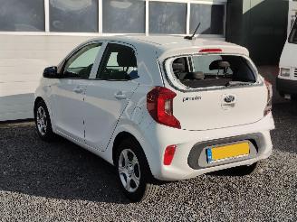 Kia Picanto 1.0 ComfortLine 5 persoons picture 6