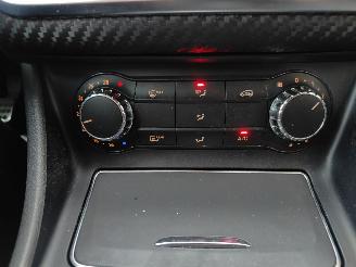 Mercedes A-klasse A160 AMG Night Edition picture 11