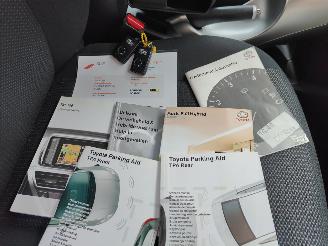 Toyota Auris 1.8 Full Hybrid Aspiration Aut. picture 16