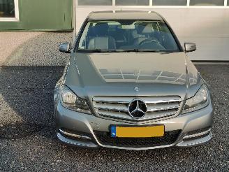 Mercedes C-klasse 200 Avantgarde Aut. picture 2