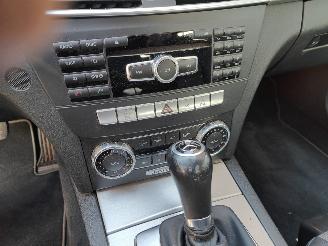Mercedes C-klasse 200 Avantgarde Aut. picture 12