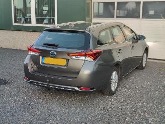 Toyota Auris 1.8 Hybrid Aut Dynamic Go Aut picture 4