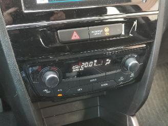 Suzuki Vitara 1.4 Boosterjet Style Smart Hybrid picture 10