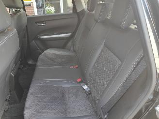 Suzuki Vitara 1.4 Boosterjet Style Smart Hybrid picture 27