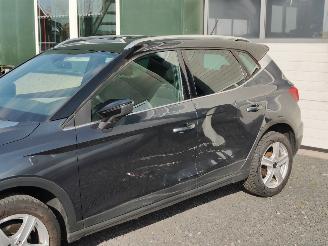 Seat Arona 1.0 TSI Xcellence Business Intense Automaat picture 2