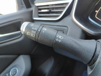 Renault Clio 1.0 TCe Intens picture 16