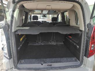Opel Combo 1.2 Life Tour Clima Cruis Navi picture 24