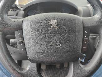 Peugeot Boxer 2.0 blue HDI L2 H2 picture 9