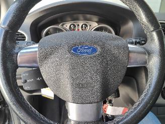 Ford Focus 1.6 Trend Combi Airco picture 16