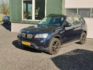 Damaged car BMW X3 X-Drive 2.0i Black Line Aut. Trekhaak 2013/5