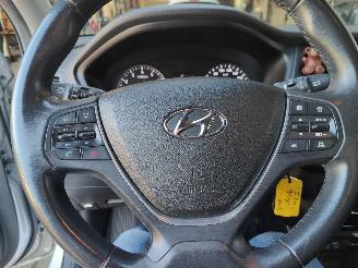 Hyundai I-20 1.2  HP i-Motion Comfort picture 14