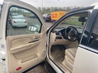 Cadillac Escalade Escalade, SUV, 2014 / 2020 6.2 V8 4x4 picture 21