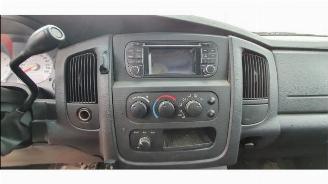 Dodge Ram Ram 3500 Standard Cab (DR/DH/D1/DC/DM), Pick-up, 2001 / 2008 5.7 V8 Hemi 3500 4x4 picture 13