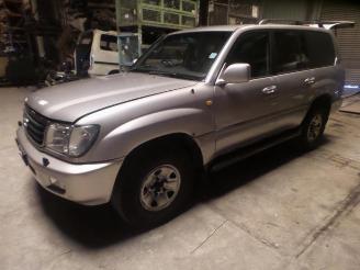 Dezmembrări autoturisme Toyota Landcruiser Land Cruiser 100 (J10), Terreinwagen, 1998 / 2008 4.2 TDI 100 24V 2000