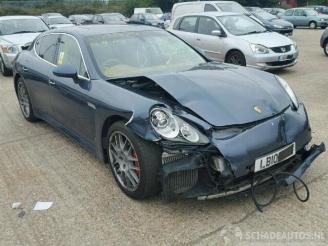 Porsche Panamera  picture 2