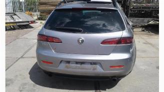 skadebil auto Alfa Romeo 159 159 Sportwagon (939BX), Combi, 2005 / 2012 2.4 JTDm 20V 2010