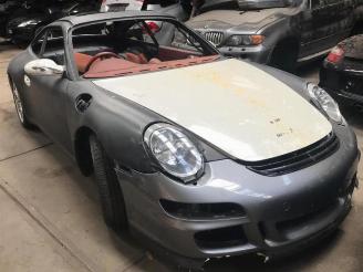 Salvage car Porsche 911  2007