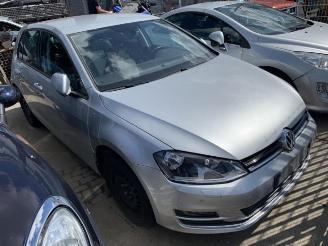 demontáž osobní automobily Volkswagen Golf  2015
