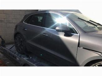 Porsche Macan  picture 1