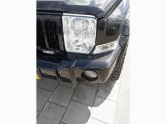 Jeep Commander  picture 13