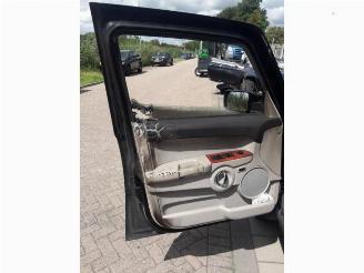 Jeep Commander  picture 10