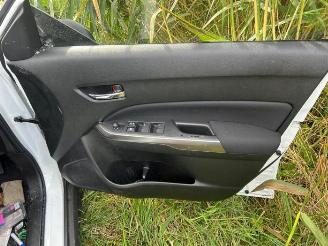 Suzuki Vitara Vitara (LY/MY), SUV, 2015 1.4 Booster Jet Turbo 16V SHVS picture 17
