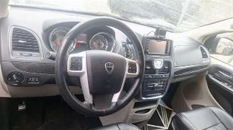 Lancia Voyager Voyager (RT), MPV, 2011 / 2014 2.8 CRD 16V picture 7