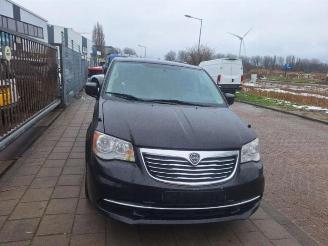 Lancia Voyager Voyager (RT), MPV, 2011 / 2014 2.8 CRD 16V picture 2