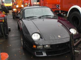 Porsche 928 4.6 picture 3