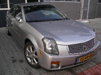 Salvage car Cadillac CTS 2.8 v8 sport luxury 2005