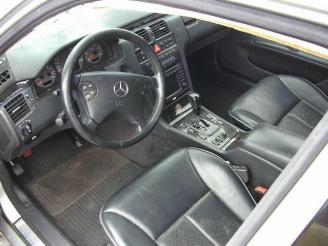 Mercedes E-klasse e 320 cdi picture 2