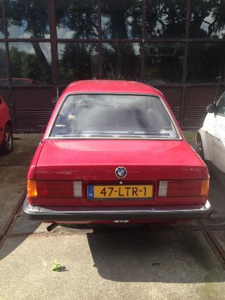 BMW 3-serie 316   1.8 picture 2