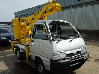 demontage Piaggio Porter 1.4 diesel - schadeautos.nl