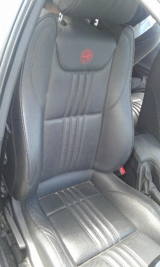 Alfa Romeo 159 2.4  JTDM picture 9