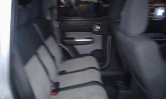 Dodge Nitro 2.8 SXT picture 18