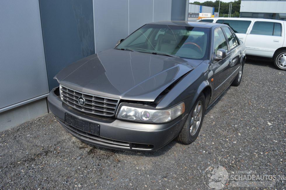 Cadillac STS 4.6 AUTOMAAT LEER LEER